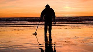 metal detecting beach ⛱️ for treasures [upl. by Damiano]