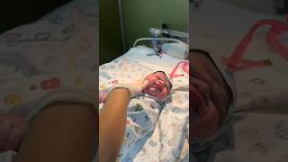 How to swaddle newborn baby 🍼 newborn swaddling [upl. by Ylrahc]