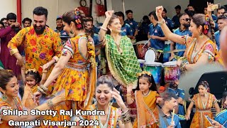 Shilpa Shetty Raj Kundra Ganpati Visarjan 2024  Dance  Dhol Tasha  Media  Shamita Shetty  Aamir [upl. by Gainer]