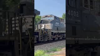 NS 4002 rolls by as a MidDPU on 28r in Delaplane VA [upl. by Hadias351]