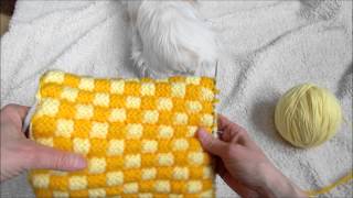 Pantoufles modèle grains de maïs tutoriel Slippers knitting tutorial [upl. by Bradan]