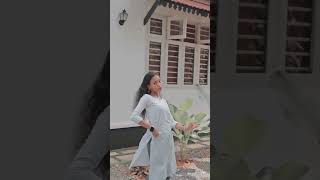 Chinnama🤌🏻🤍 dance mallu dancecover love [upl. by Dinny]