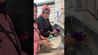 Washing vessels  real or fake  Cake baking  tahoor Fatima Raad  heena Kausar Raad [upl. by Ecirtnom]