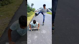 Skating best jumper public reactions😱 😰skatersskateboardinline skatesshortsyt shorts [upl. by Pownall]