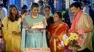 Yajamana Movie  Vishnuvardhan bering gift for Prema on her Birthday [upl. by Lleznov]