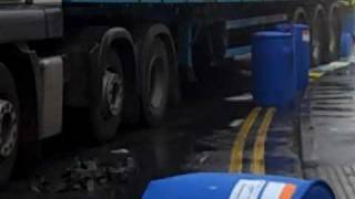 Barrels fall off lorry at Aberdeen roundabout [upl. by Anuait773]