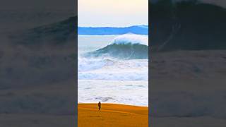 Onda gigante surfada pelo Lucas Chumbo em Nazaré durante o Gigantes de Nazaré gigantesdenazaré [upl. by Yajeet]