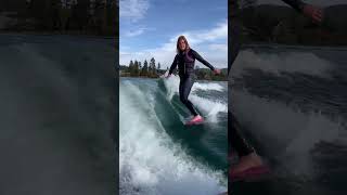 Axis A20 Surf Wave Axis wakesurf [upl. by Arimay309]