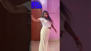 Dil kuch hor ni manda song  youtubeshorts dancevideo trending viralvideo subscribe [upl. by Torrence]