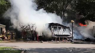 ShapPhoto  Whippletree Village mobile home fire in Wheeling IL 71020 [upl. by Kailey]