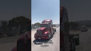 Kenworth T660 Studio Sleeper Laras Transport Ensenada BC [upl. by Ettezoj]