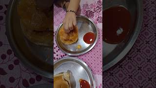 Cheep vs expensive burger food streetfood foodie shortvideo [upl. by Eremaj]