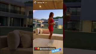 Antonella Rucuzzo bailando en Navidad con Messi navidad messi Antonella [upl. by Ednyl]