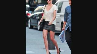 Miranda Kerr Street Style [upl. by Oleic224]