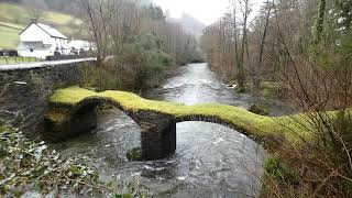 Fabulous Pont Minllyn Packhorse Bridge on Afon Dyfi built c1630 Dinas Mawddwy Gwynedd CymruWales [upl. by Alvin350]