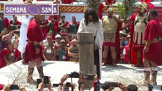 Colocan corona de espinas a Jesús tras ser azotado  Pasión de Cristo 2023 [upl. by Esidarap]