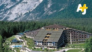 Secret Bilderberg Group Meeting Draws Powerful People [upl. by Trinatte]