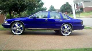 26 inch Dub Delusion Floaters Outrageous Brilliant Dye Candy Blue Paint 94 Caprice SS [upl. by Aicre196]