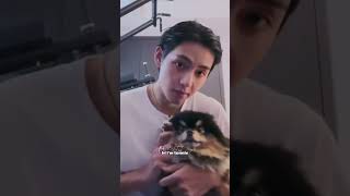 Taehyung live with Yeontan greetings ARMYs 🐾😭 [upl. by Hassadah]