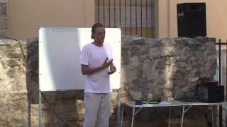 Vivir sin dinero  Raphael Fellmer  Conferencia 120712 Palma MallorcaSpain 1ªParte 12 [upl. by Aibat]