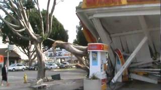 Windageddon Pasadena 2011 Shell gas station destroyed [upl. by Sucramej351]