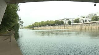 El entrenamiento de triatlón en el Sena de nuevo cancelado por contaminación  AFP [upl. by Ogawa565]