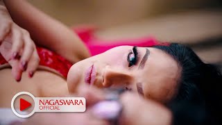 Siti Badriah  Undangan Mantan Official Music Video NAGASWARA music [upl. by Aisyat]