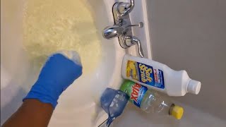 Soft scrub Ajax limeBaking soda [upl. by Dyer990]