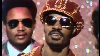 Stevie Wonder Wins Favorite Male Soul Artist  AMA 1975 [upl. by Ede]