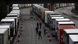 Retour des camions de Douvres  la situation résorbée samedi prévoit le port de Calais [upl. by Ibson6]