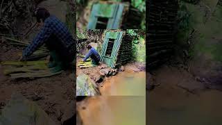 Building bamboo tents and survival skills in the forest Girl Camping campinggirl camp bushcraft [upl. by Thaine]