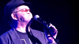 The Monkees  Micky Dolenz sings quotPorpoise Songquot in Buffalo NY on 111812 [upl. by Yaniv]