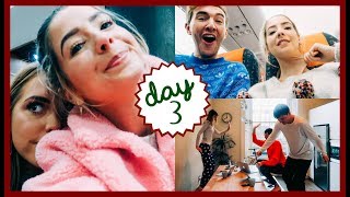 THIS CANT BE NORMAL  VLOGMAS [upl. by Droffig]