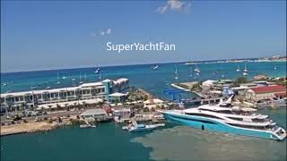 The yacht Go crashing into the dock twice in Simpson Bay St Martin [upl. by Eiramoj]