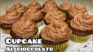 Cupcake al cioccolato  ricetta facile [upl. by Suter10]