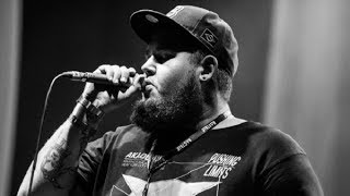 RagnBone man Skin acoustic Lyrics ENFR [upl. by Nawk305]