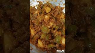 HOME STYLE SHIMLA MIRCH ALOO KI RECIPE 😋😍youtubeshorts shortvideo ViralSHIMLA ALOO cooking [upl. by Xer429]