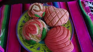 Heart Shaped Conchas amp Rose Design Manteconchas Tutorial Easy and Cute Pan Dulce [upl. by Yearwood]