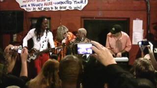 Earth Wind amp Fire Luenell and Allee Willis sing September and Boogie Wonderland  Part 2 of 3 [upl. by Swithbert364]