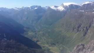 Blick vom Dalsnibba auf den Geiranger Fjord [upl. by Beata]