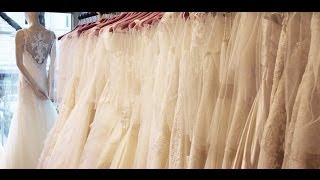 Brautmode 2014 Die Brautkleid Trends gleich anprobiert [upl. by Harimas853]