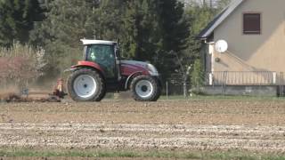 Giganten im Acker Maschinen im Frühjahr bei der Saatbeet Vorbereitung für den nachfolgenden Maisa [upl. by Nalo]