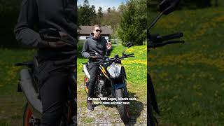 MOTORRAD HOODIE MOTORRADBEKLEIDUNG IN 1 Minute [upl. by Dronski]