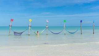 Isla Holbox  Reisgenienl [upl. by Assirrec]