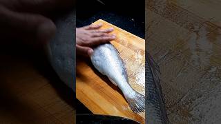 Dhoma fish lets learn how to cut cooking shorts trendingshorts ytkitchen [upl. by Niliak283]