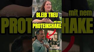 RICARDA LANG GENIEßT PROTEINSHAKE😂 [upl. by Aicnetroh145]