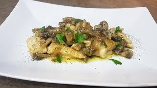 STRACCETTI DI POLLO AI FUNGHI CHAMPIGNON  FoodVlogger  FoodVlogger [upl. by Aniad]