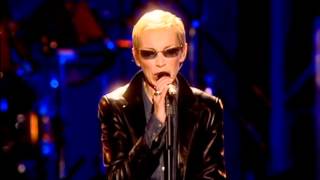 Eurythmics quotHere Comes The Rain Againquot live 46664 THE EVENT [upl. by Introc]