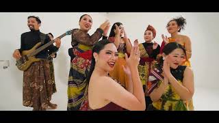 GEGE GUMILAR MUSIC  MEDLEY LAGULAGU NUSANTARA indonesia music orchestra [upl. by Ludmilla]