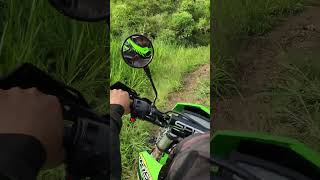 KLX 250 en trocha 🇯🇵🇨🇴 motos shorts kawasaki kawasakiklx250 klx klx250 [upl. by Idalia24]